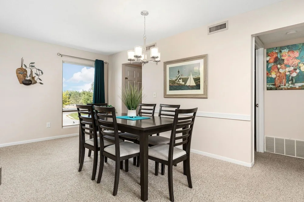 2BDR Loft Suite Golf Course Condo 5549