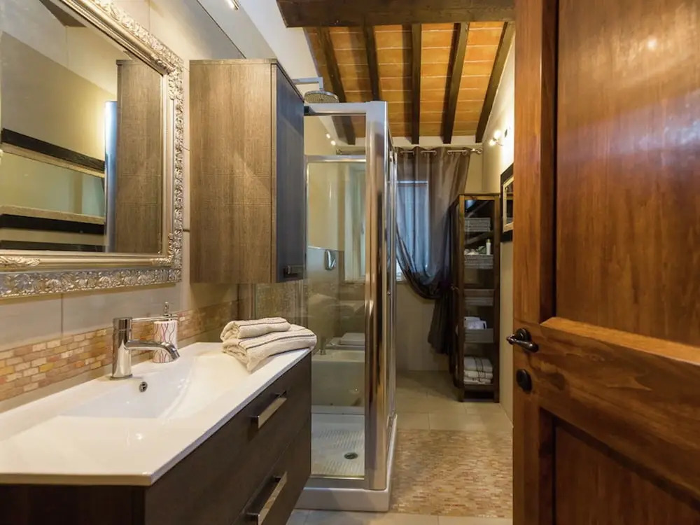 Gorgeous Tuscan Villa in Cortona With Swimming Pool