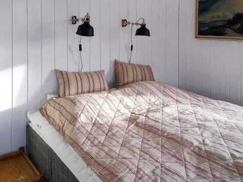 Three-Bedroom Holiday Home In Albæk 21