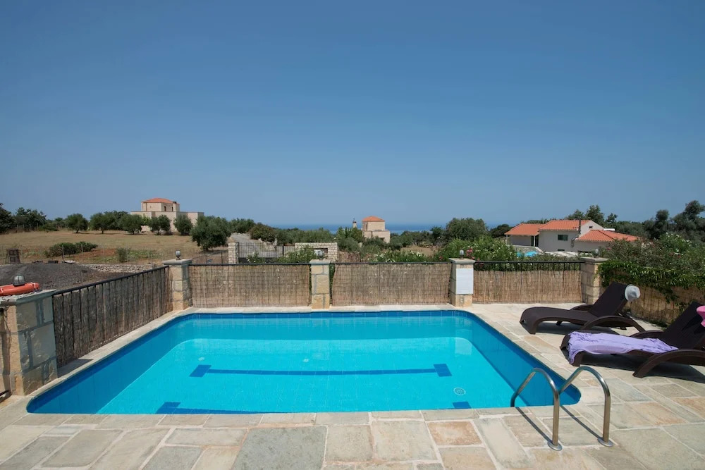 Asterion Villa by LeaderStay