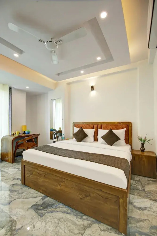 Hotel Emporio Grand