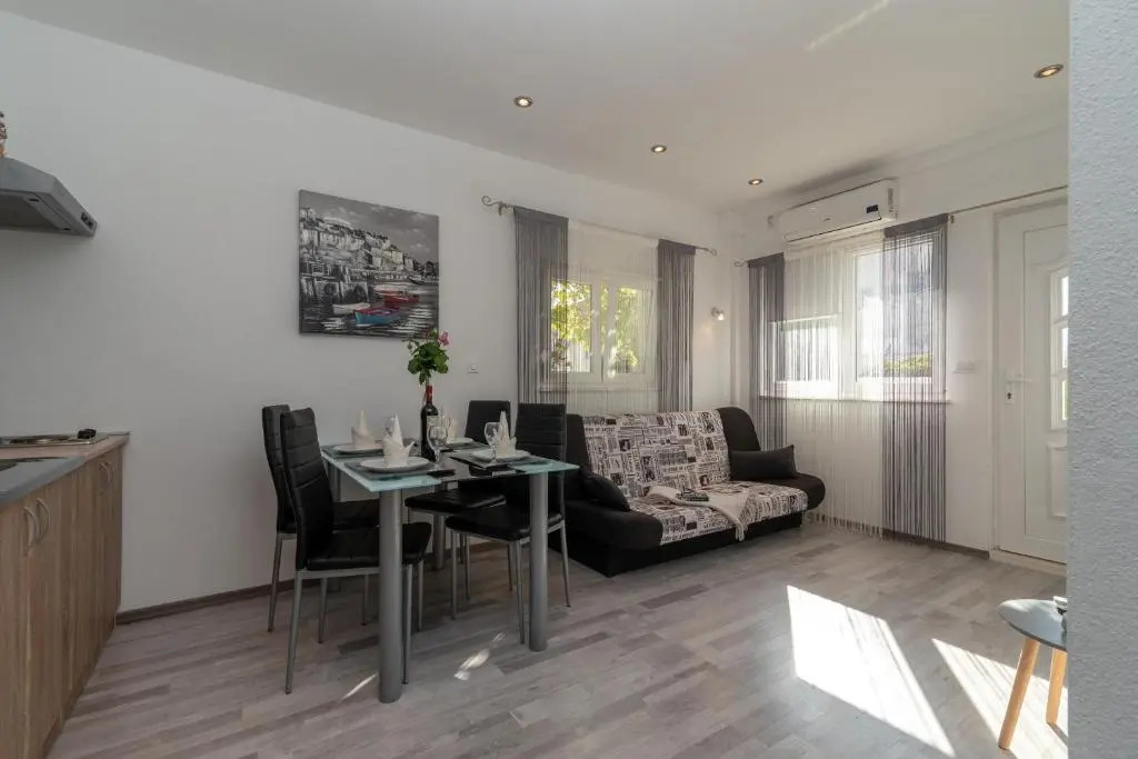 Apartments Bruna Trogir