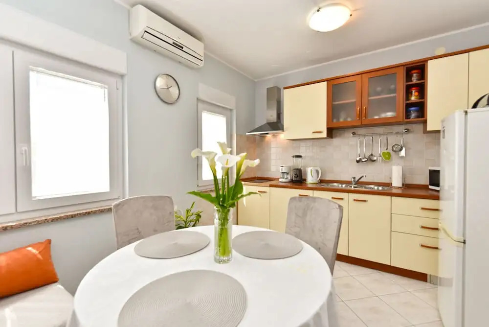 Apartment 1230