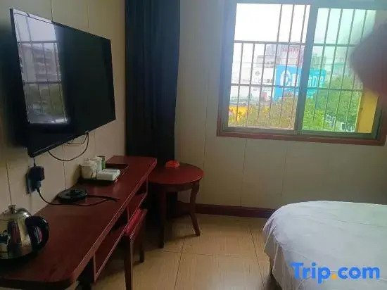 Tongcheng Hotel (Fuyang Shuangqing Branch)