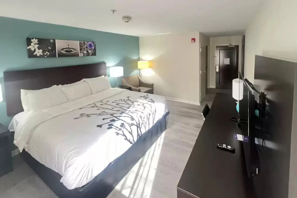 Sleep Inn & Suites Newport News City Center Area