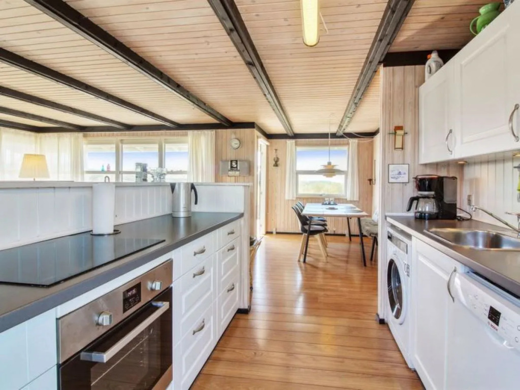 "Ulrike" - 140m from the sea in NW Jutland
