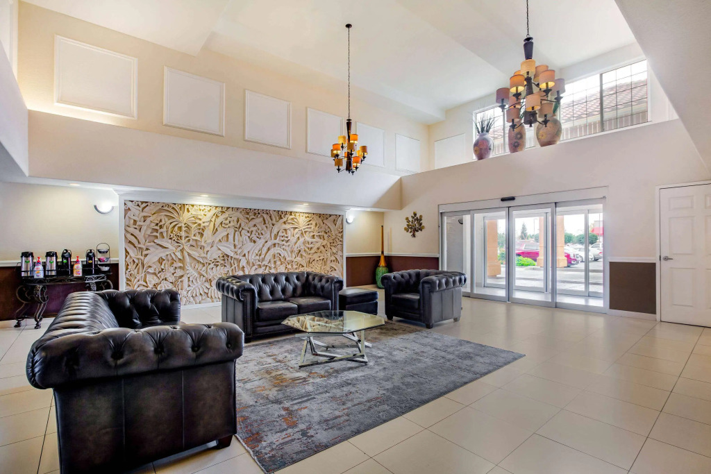 La Quinta by Wyndham Fowler