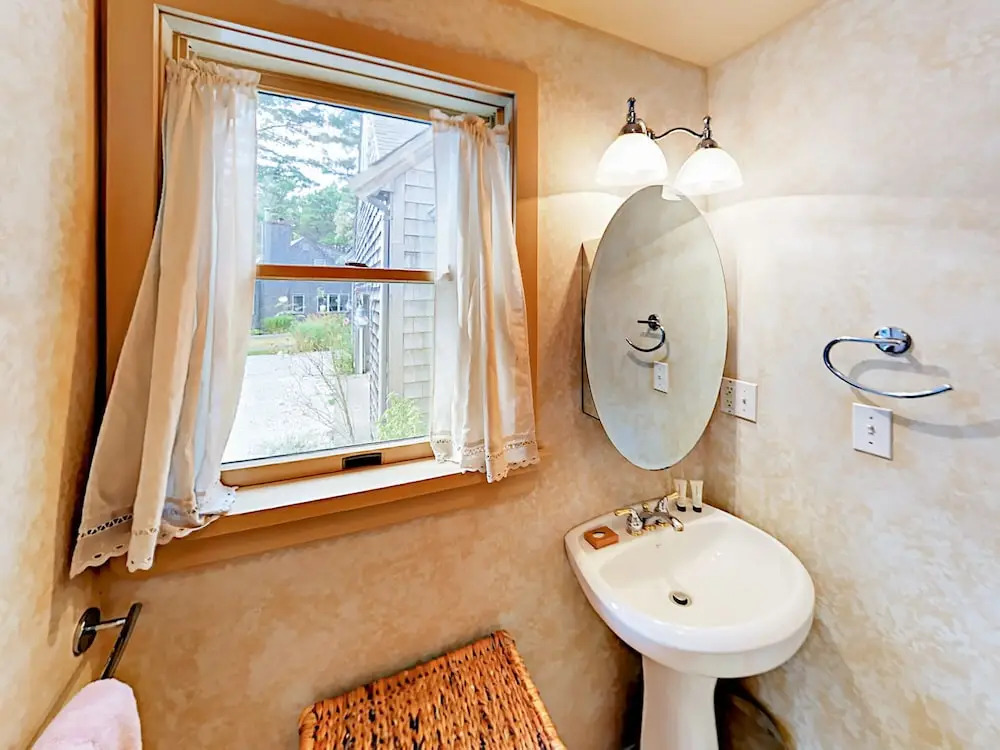 50 Sea Pine Road House 4 Bedrooms 3 Bathrooms Home