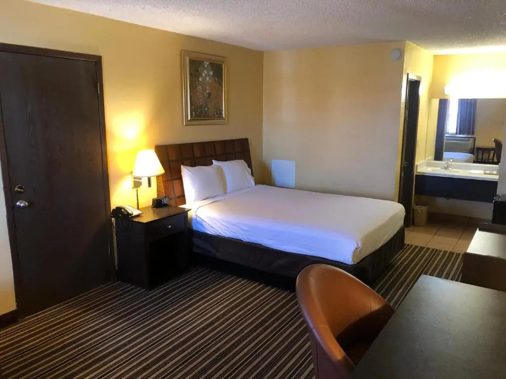 Nendels Inn & Suites Dodge City Airport