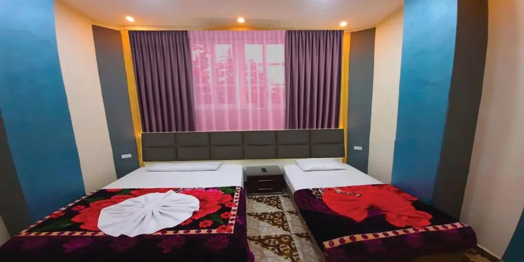 the Hotel Emerald