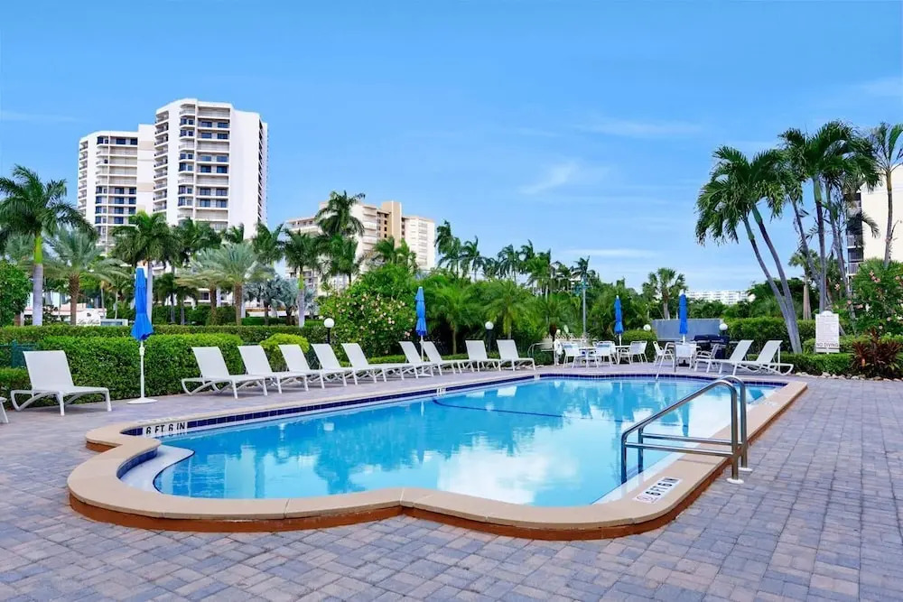 Idyllic Inland Condo With Pool and Beach Access