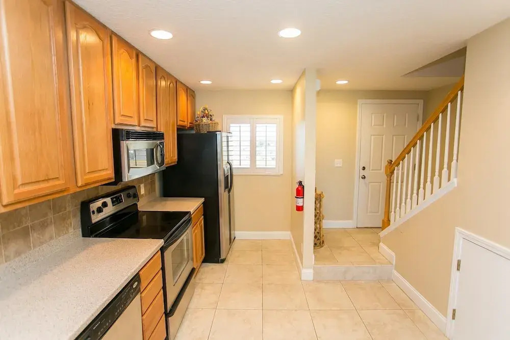 SEA Haven 516 [2/2.5] Free Activities! & Oceanfront Wifi Pool