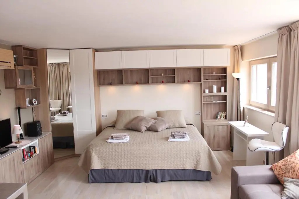 Panoramic Luxury Little Penthouse