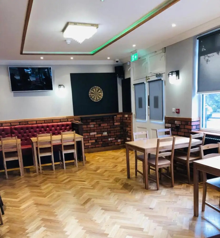The Six Bells Hotel