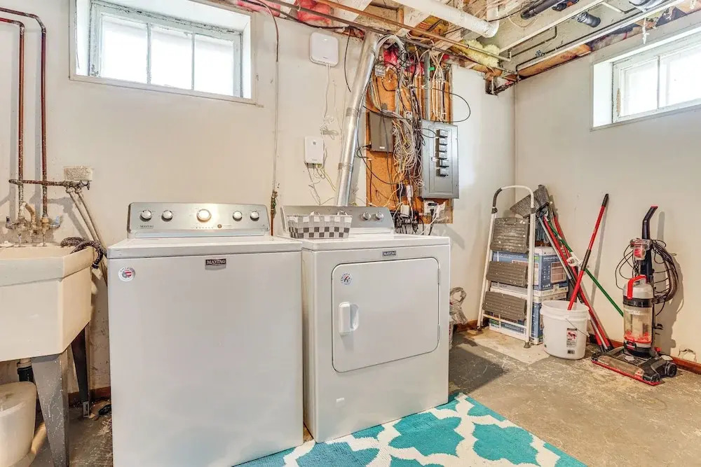 1 Mi to University: Spacious Home in Minneapolis!