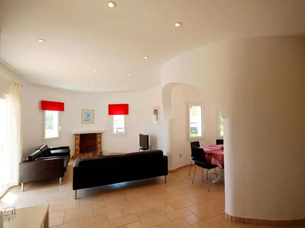 Fantastic villa with sea views and private pool
