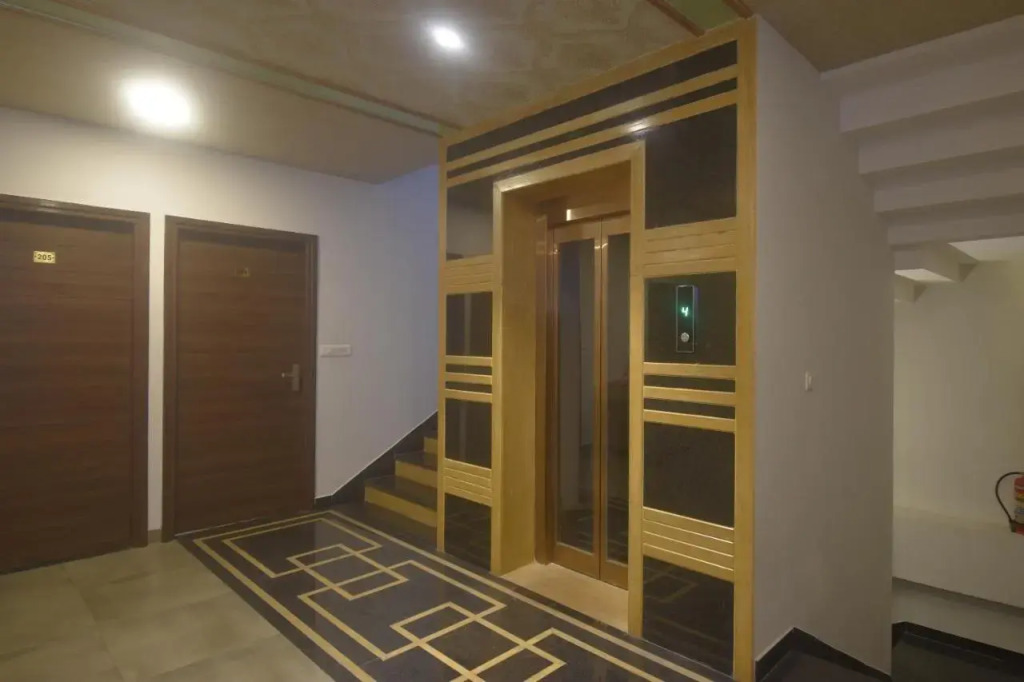 10 Square