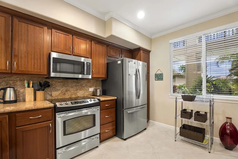 Waikoloa Beach S O2 2 Bedroom Condo by RedAwning
