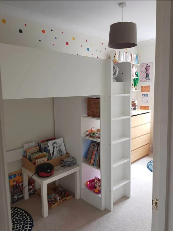 Fabulous 4BR Family Home in East London