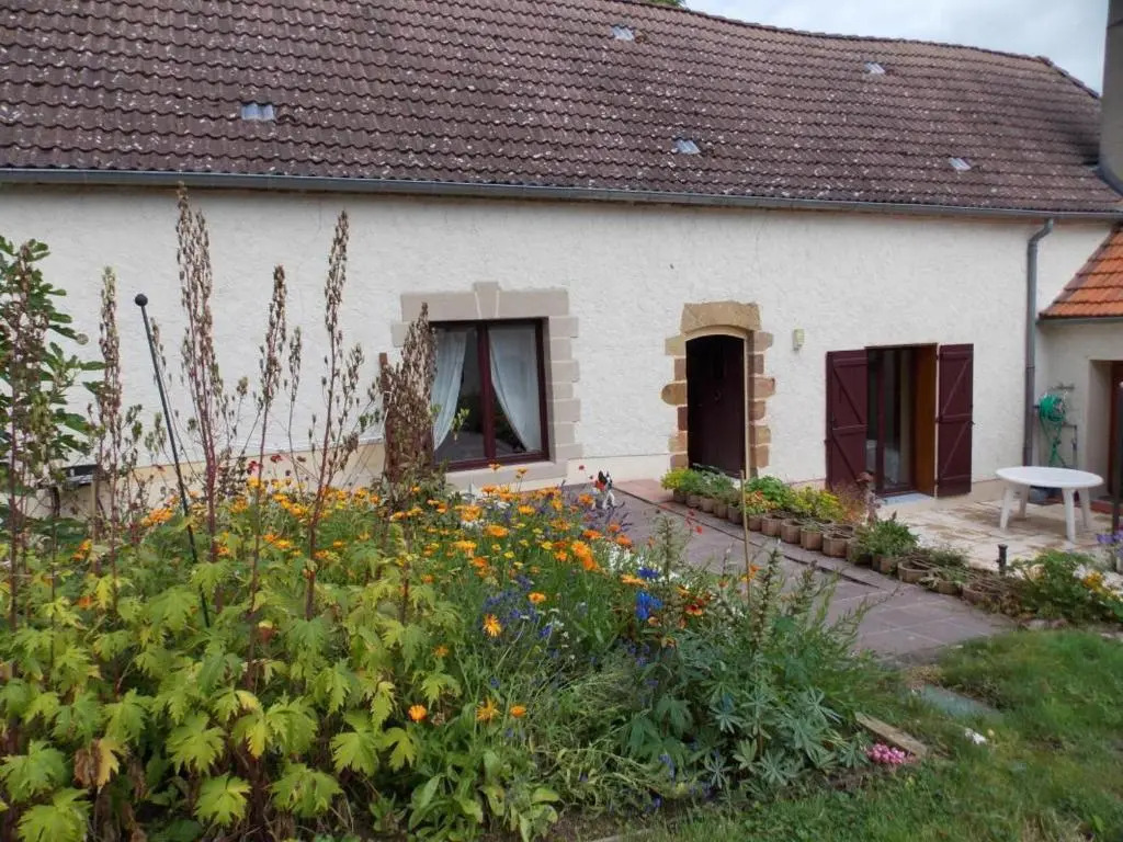 HOUSE LOCATION GiTE NEUVY, 1 PIèCE, 2 PERSONNES