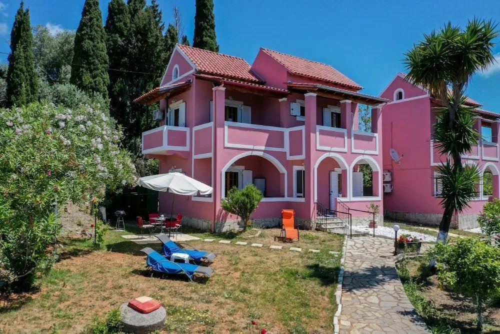 Alice & Teo Houses