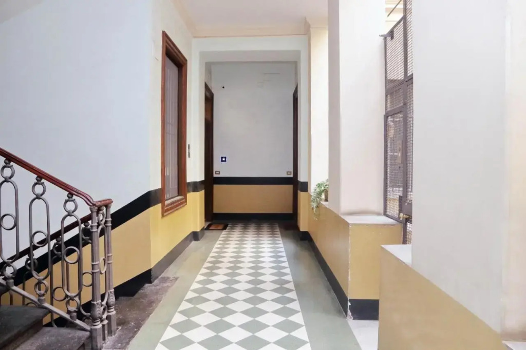 Roman Holiday Suites