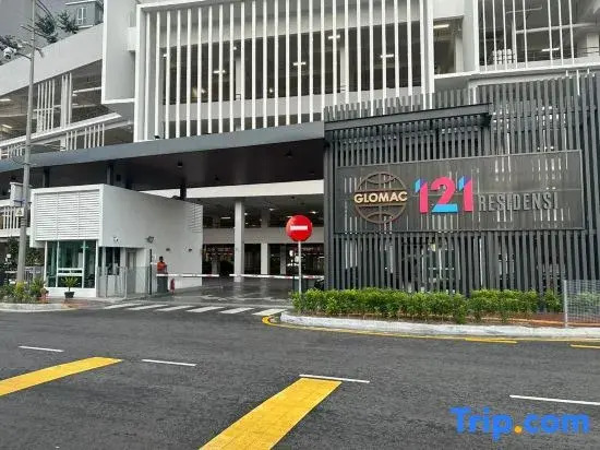 121 Residences by The Homez Near One Utama, Starling Mall, Atria