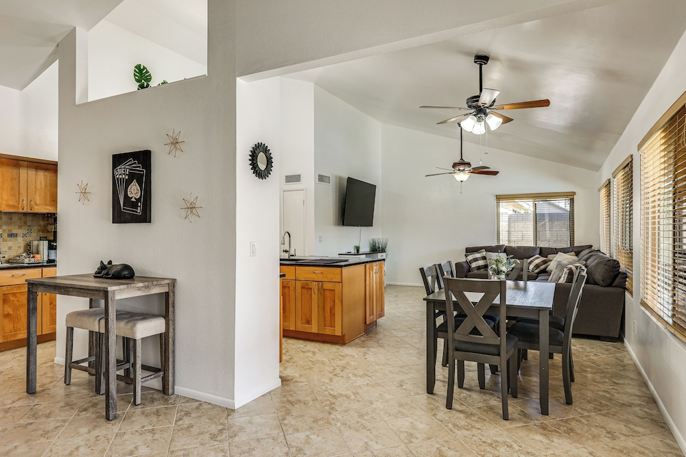Glendale Entertainment Hub! Family Home w/ Pool