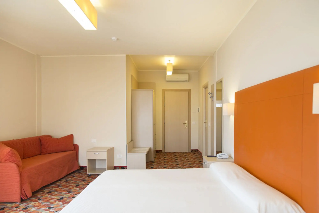 Hotel Royal Village