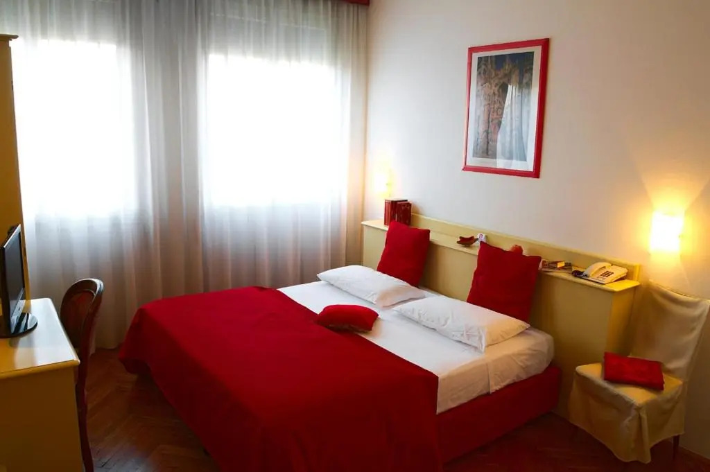 Hotel allOasi
