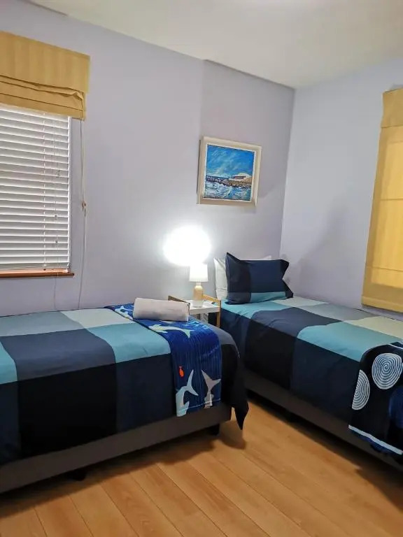 Point Village Accommodation - Annie-Ben 2