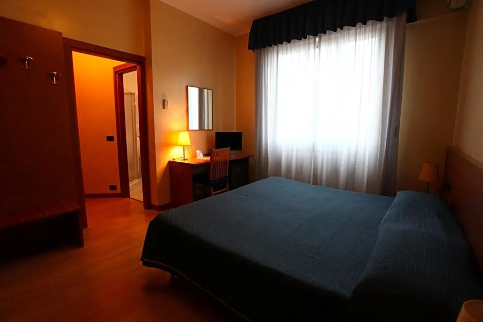 Hotel Lincoln