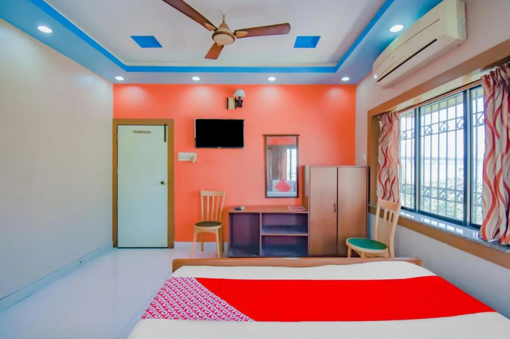 OYO Flagship 77620 Binayak Banquet & Ac Guest House