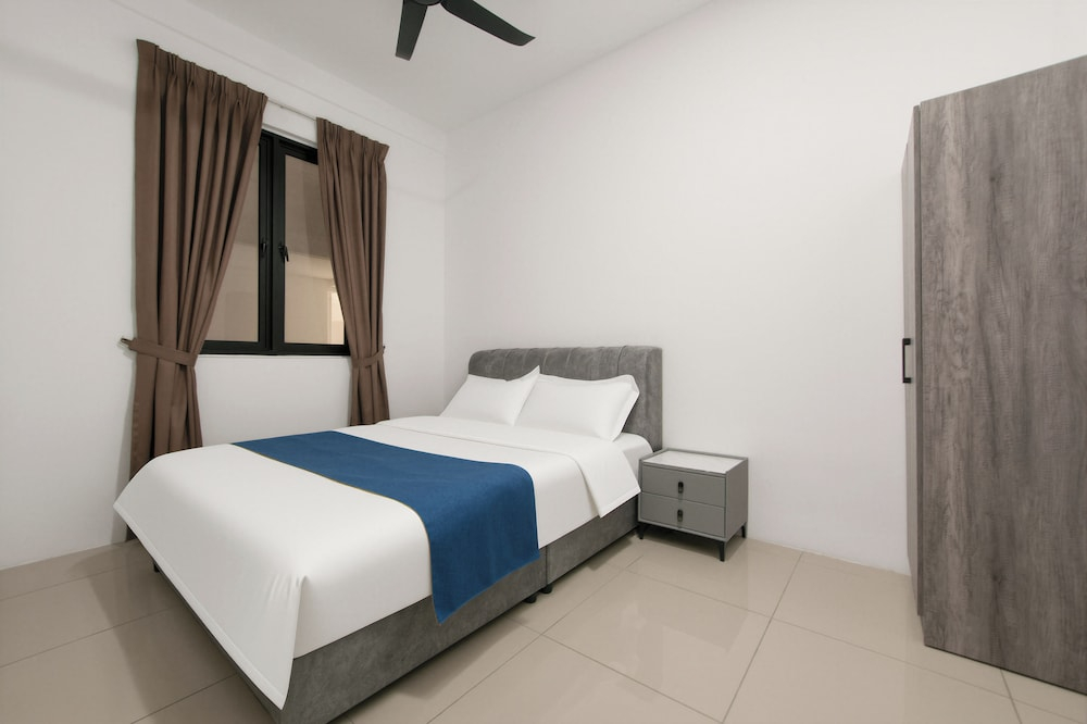 KLIA Residensi---15minutes drive to KLIA