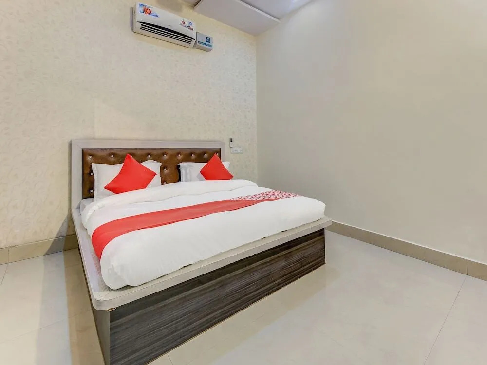 Hotel CG INN