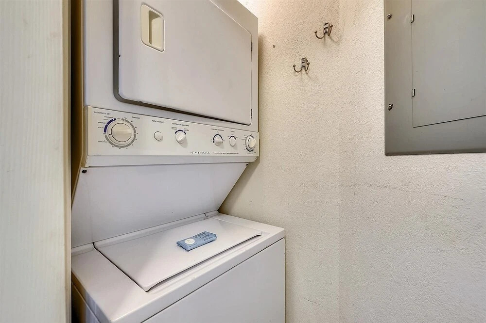 Tidewater Resort 2918-1 Bedroom/1Bath+Bunks. Corner Balcony, Great View! Updated & Clean! 1 Condo by RedAwning