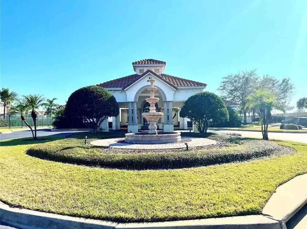 Marvelous 4Bd Close to Disney w Pool at 313 Tuscan Hills