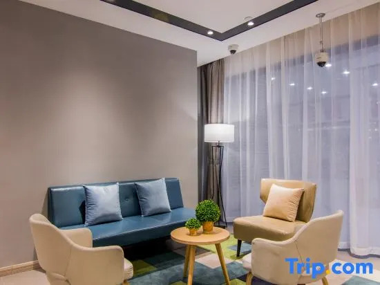 Rujia Business Hotel
