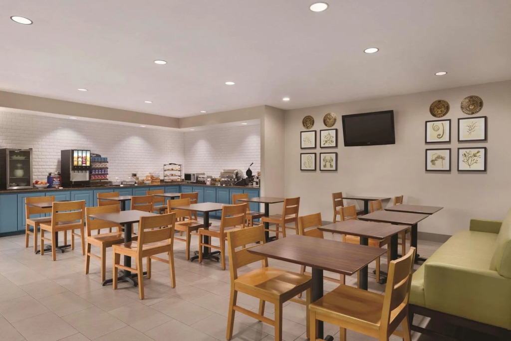 Garner Hotel Madison - Huntsville Airport by IHG