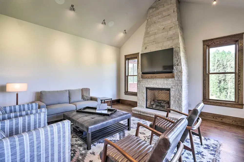 Luxurious Ski-in/ski-out Telluride Penthouse!