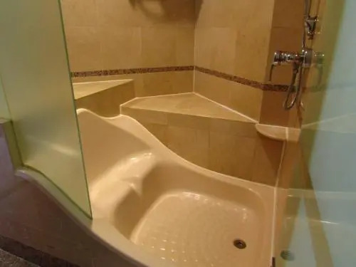 Alocassia Serviced Apartments