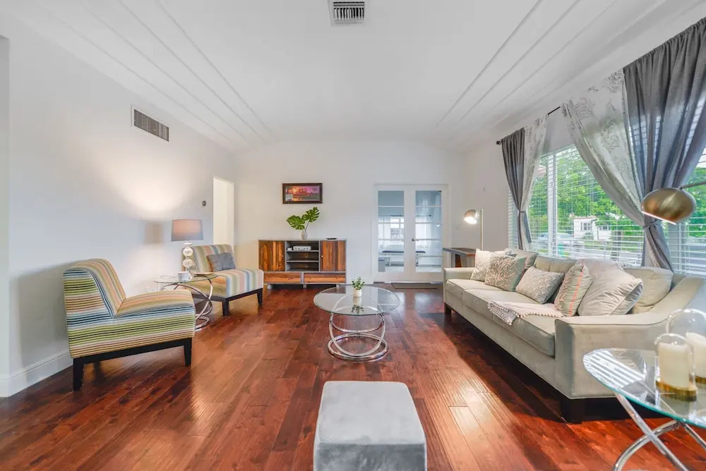 Peaceful Comfort: Comfortable Miami Home