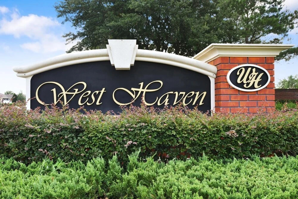 1287yc - West Haven Gated Community 6 Bedroom Home by RedAwning