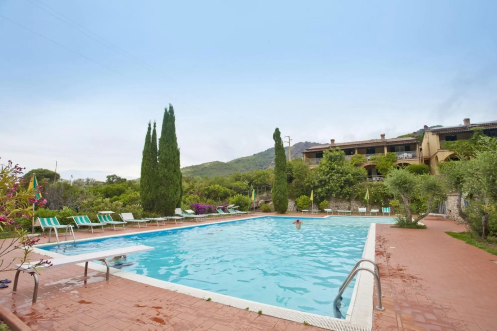 Helios Village - Borgo Alloro 37d nature and services including pool and tennis courts-HELIOS BORGO ALLORO 37D