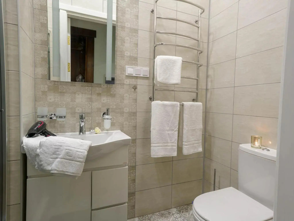 Lviv Suites at Shopena st. 4