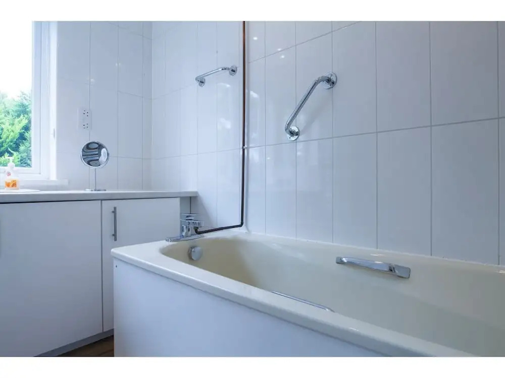 Unique & Beautiful Home for 8 in East Putney