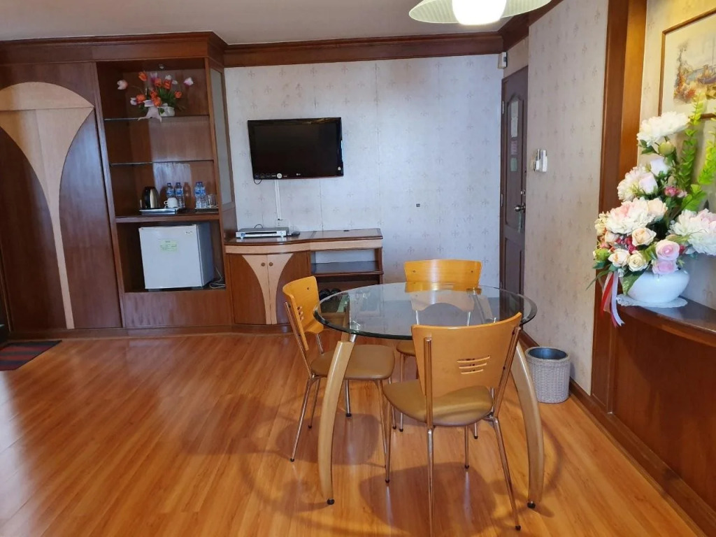 Sakol Hotel