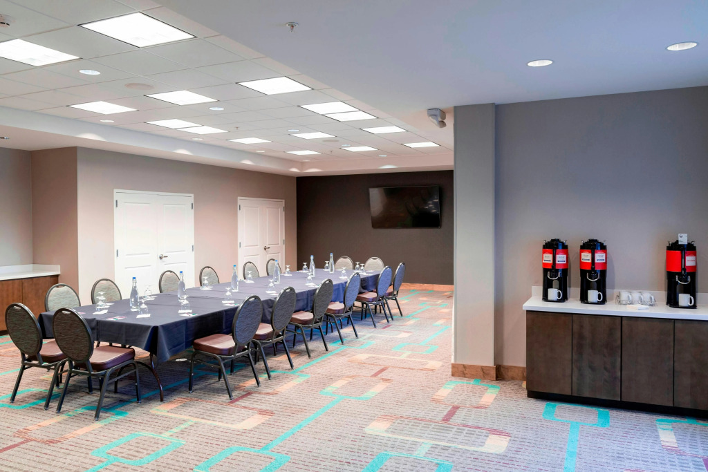 Residence Inn Cleveland Avon at The Emerald Event Center