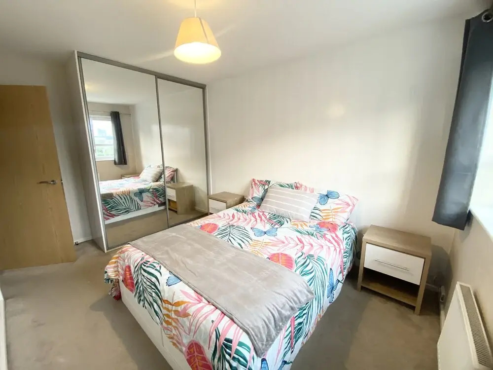 Thepropertyfocus - Spacious Modern House