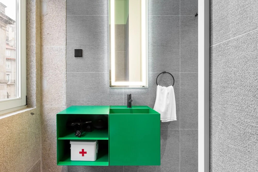 ALTIDO Bright Self Check-In Studio in Porto